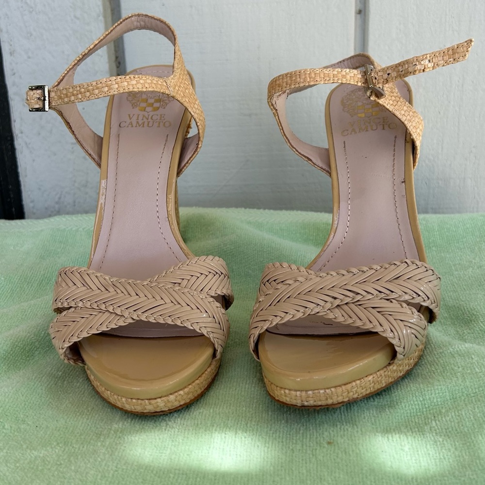 Vince Camuto heels SZ 8